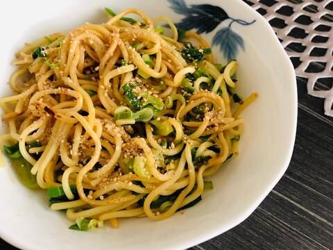 副菜焼きそば☆ネギとすりごまのシンプル焼きそば